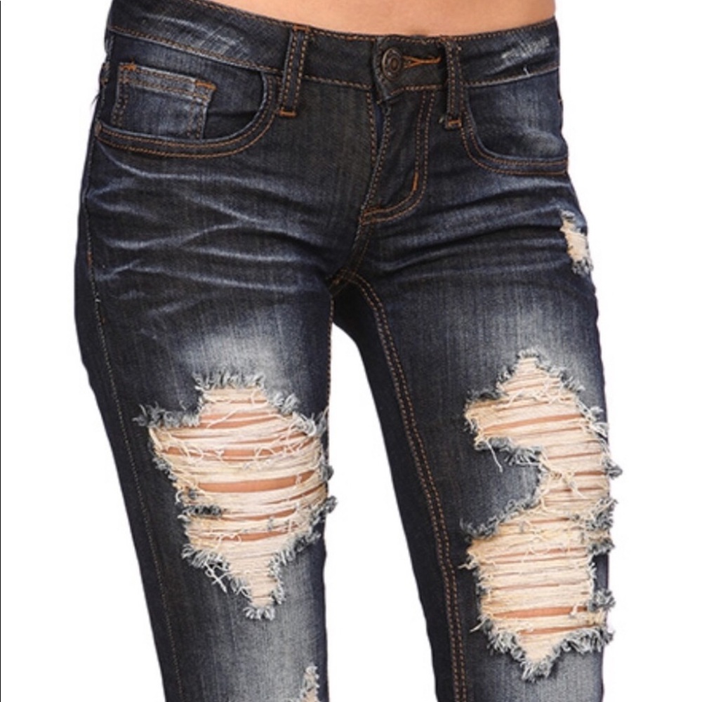 🔥SALE🔥LAST 1💖DESTROYED DARK-WASH SKINNY JEANS - Picture 3 of 8